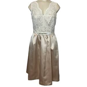 After Six Cocktail Dress 4 Lace V-Neck Sleeveless Fit & Flare 6707 High Waist